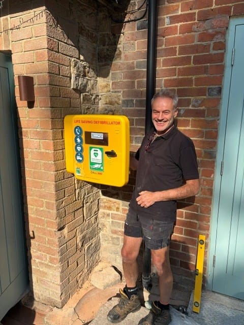 One more defibrillator, one safer community 3 defib 1